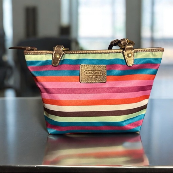 Coach Legacy Mini Bag & Kiss lock Coin Pouch 💥Host Pick💥 - Picture 1 of 6